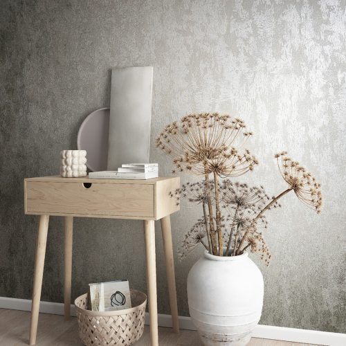 Platinaezüst színű beton mintázatú fényes vlies-vinyl tapéta - City Glow kollekció 34274