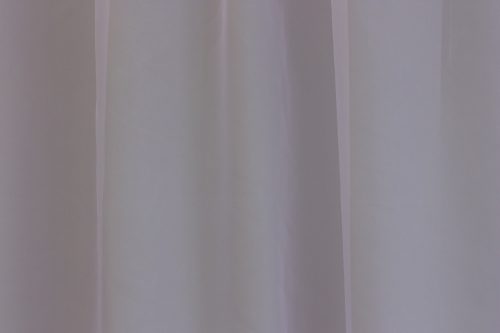 11101 - Egyszínű fényáteresztő világos lila színű voile függöny